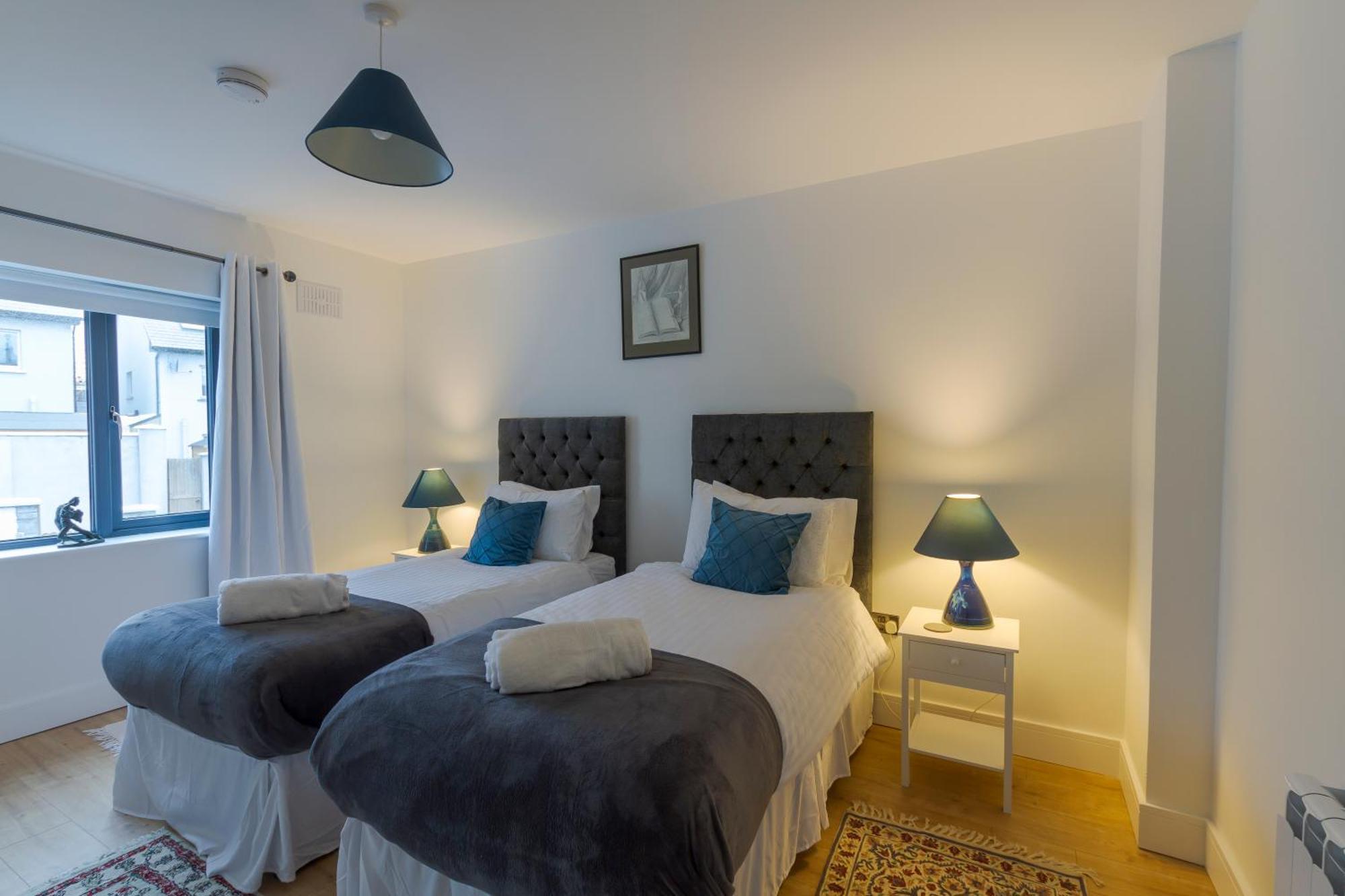 Renada Cottage Дингл Экстерьер фото